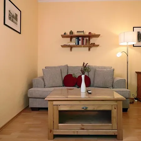 Apartment 4 *
